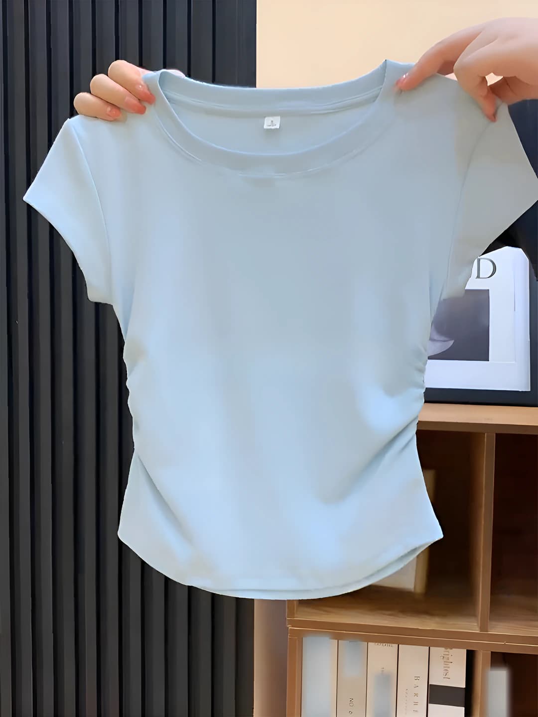 Women's 92% cotton 8% elastane, light blue, crew neck, short sleeve, slim fit, slimming, cropped t-shirt