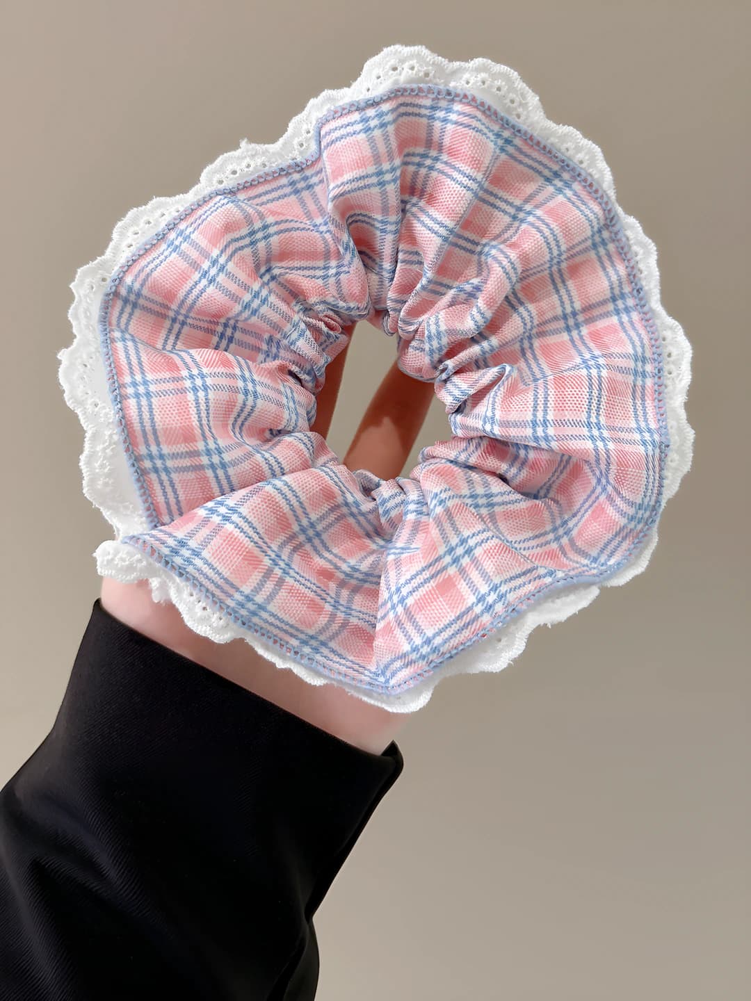3# Pink small check, white lace, ~17 cm