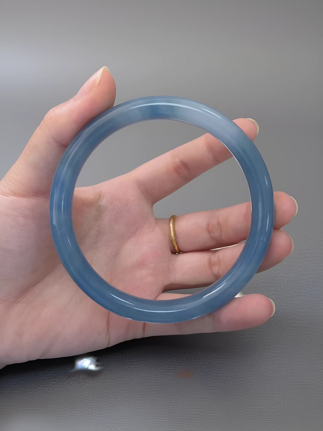 Devil blue glass bangle [Width 10mm Diameter 60mm]