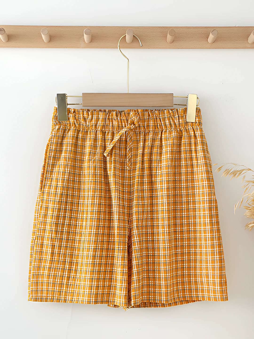 Yellow plaid