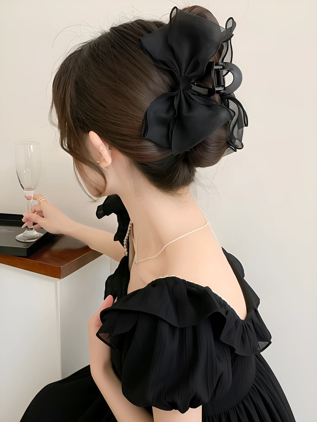 2# Black mesh ~17.5cm base 11cm