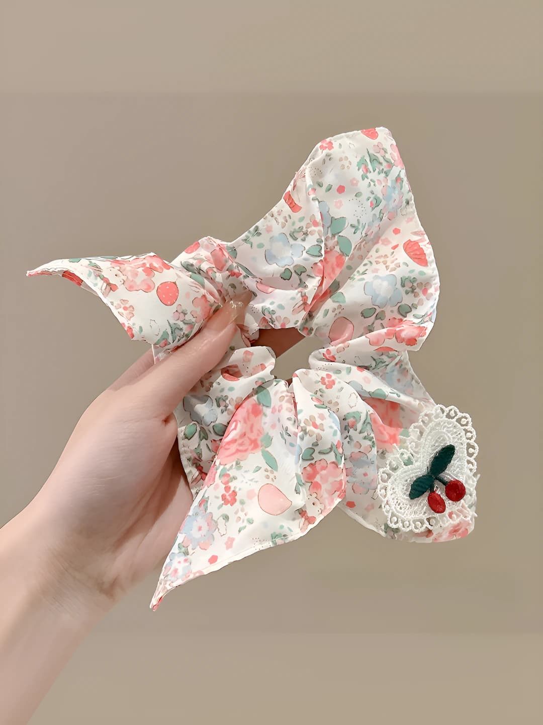 Розовый цветочный вишня 22*22 см