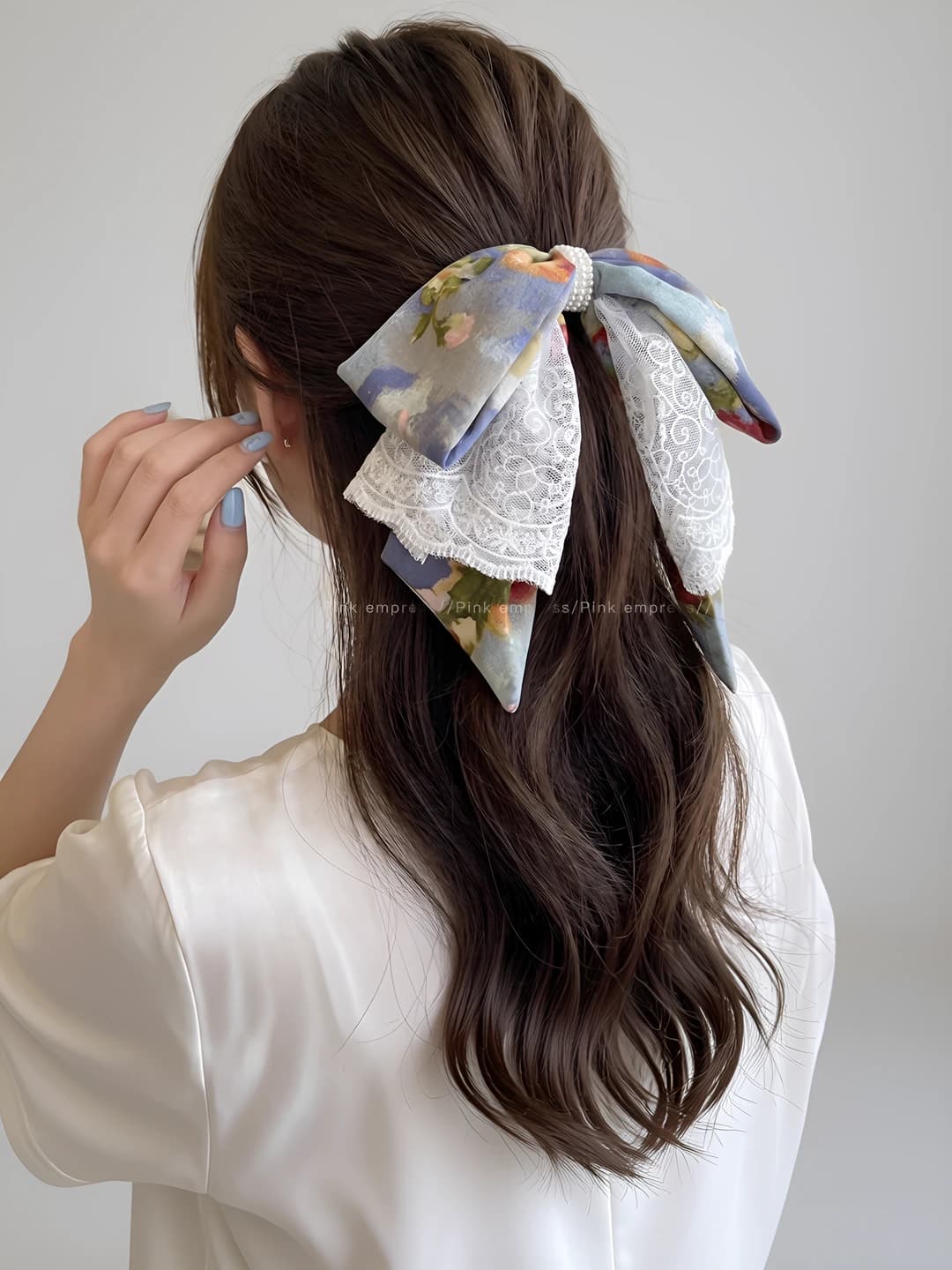 Lace hair clip, multicolour