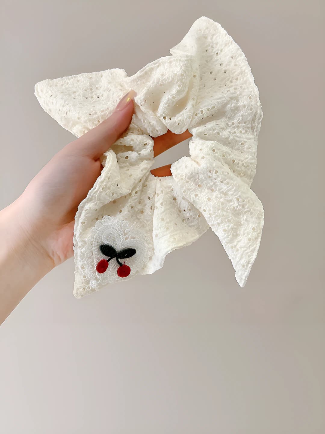 White heart & cherry, 12 cm
