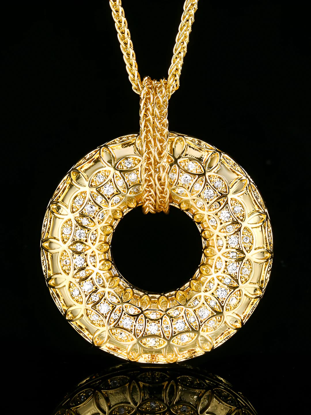 Osma Chopard zanjirli