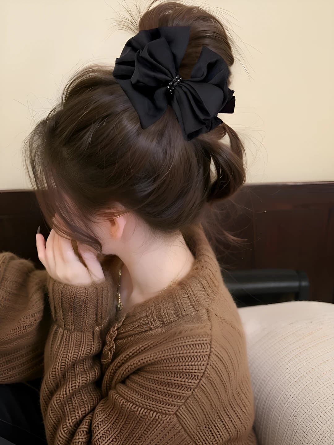 1# Black bow pony clip ~10 cm