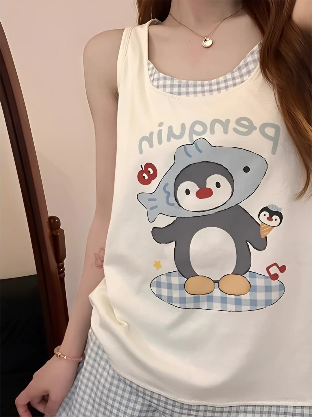 Ayollar uchun yozgi pijama to'plami: yengsiz tank top va shorti, bosma naqshli, dumaloq yoqa, koreys uslubida, uy kiyimi