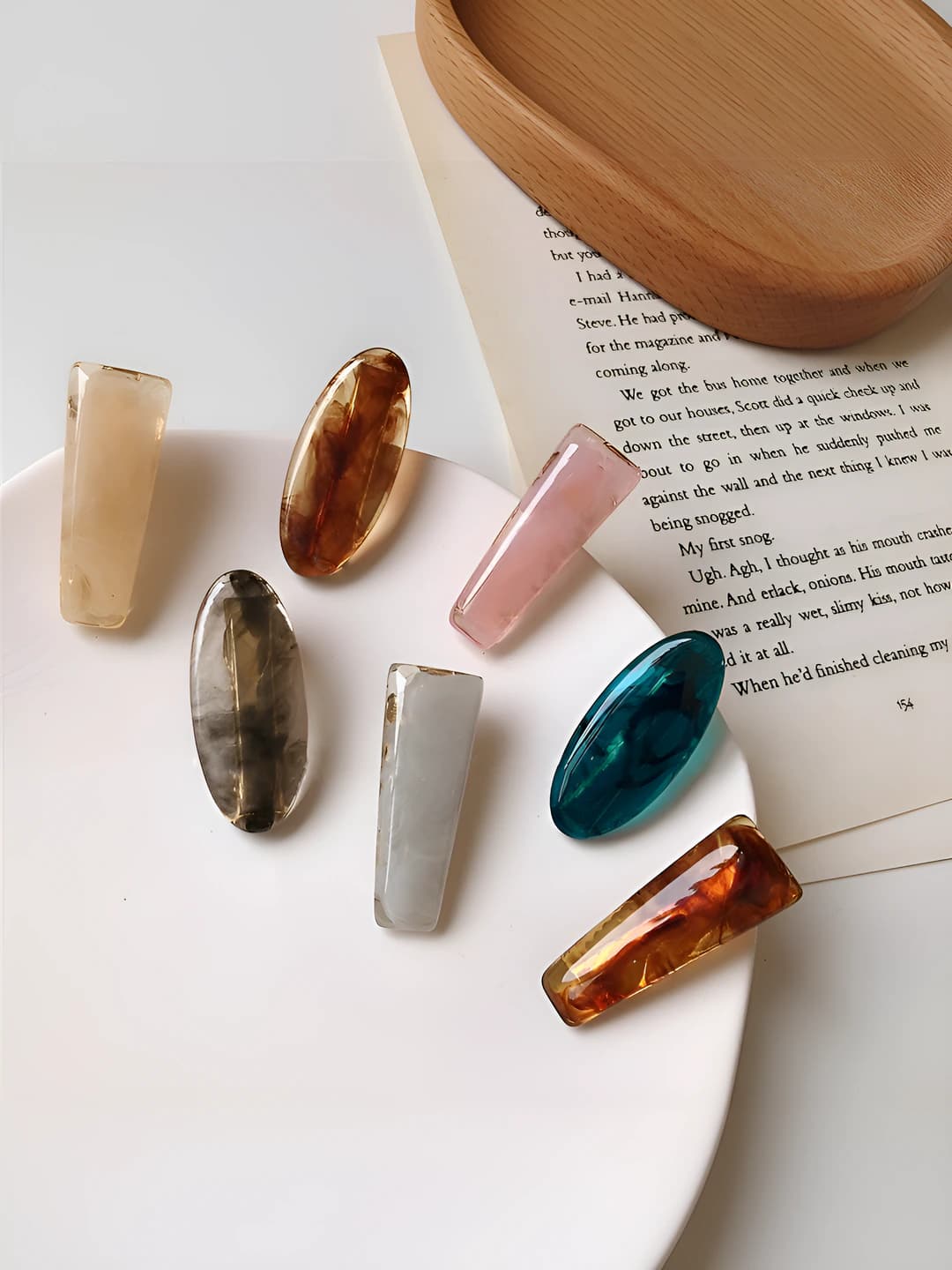 Women's retro mini oval metal hair clip, handmade