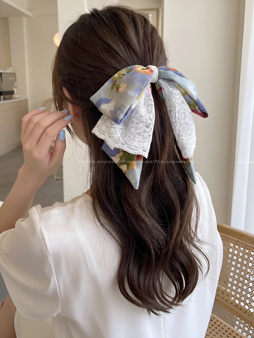 Lace hair clip, multicolour