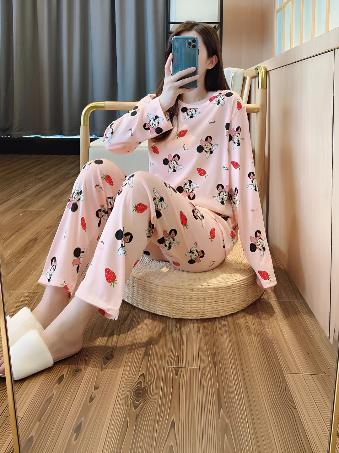 Long sleeve #Strawberry Mickey