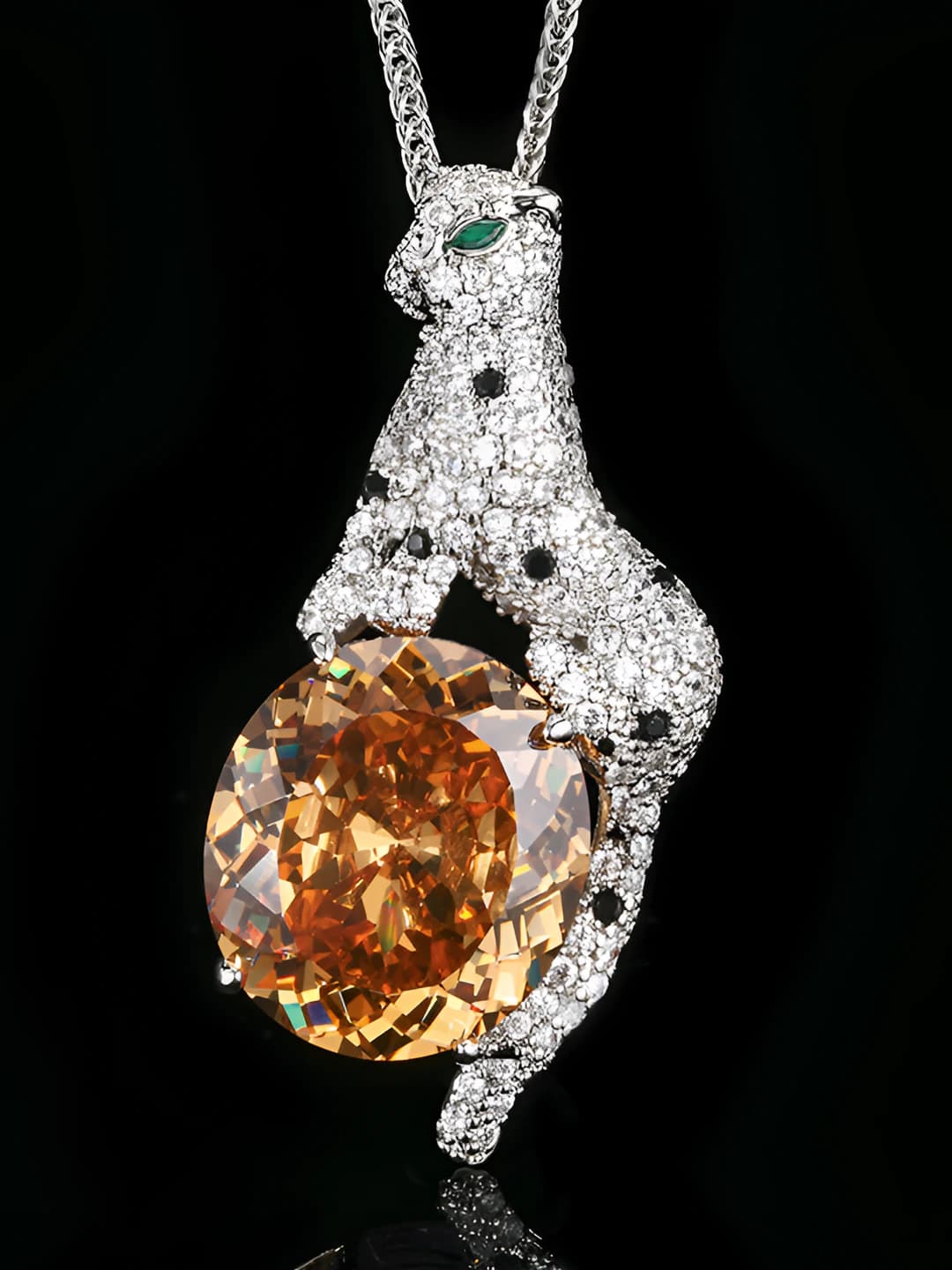 Champagne pendant with chain