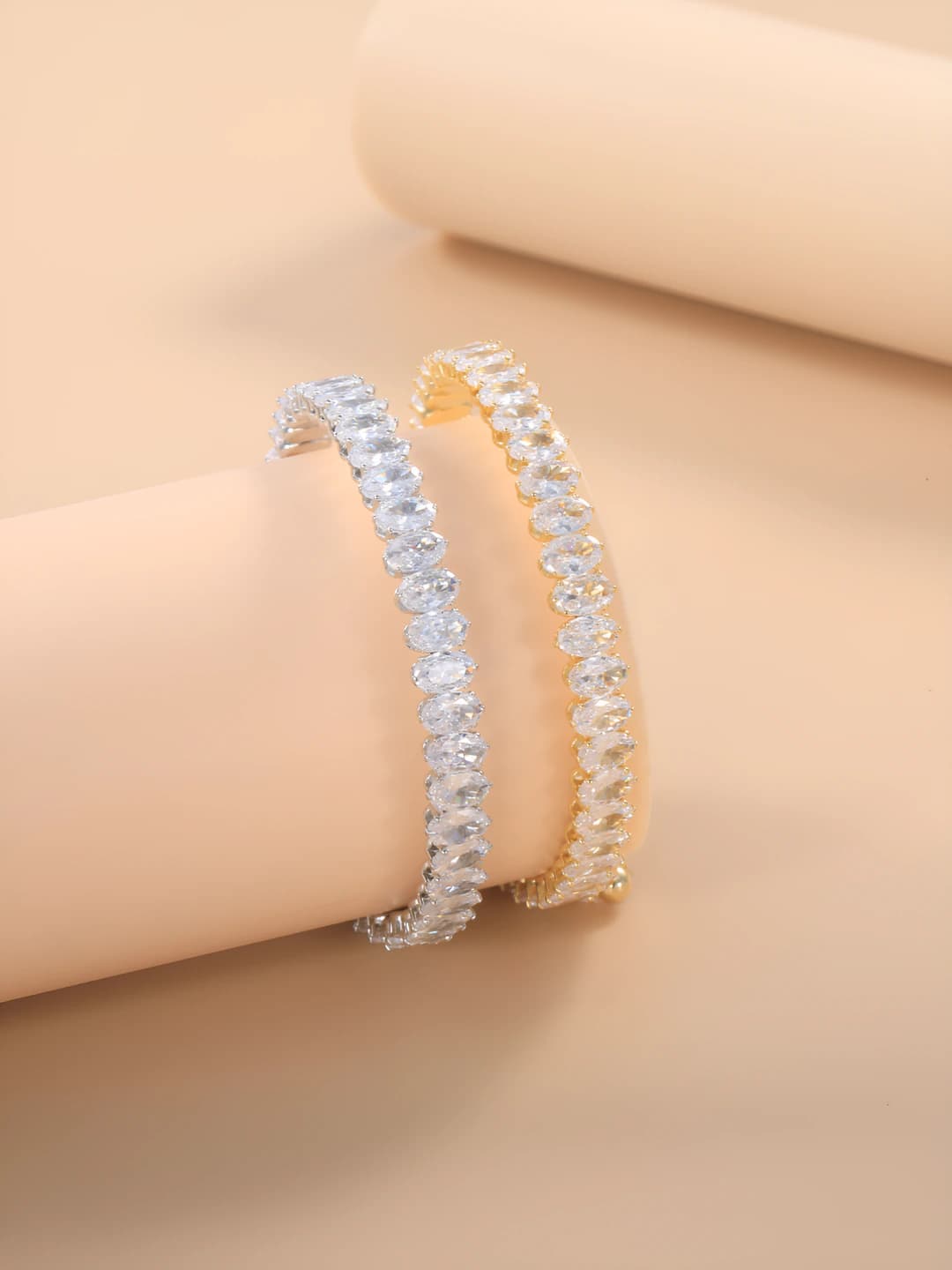 Women's simple and elegant open bangle fully set with cubic zirconia