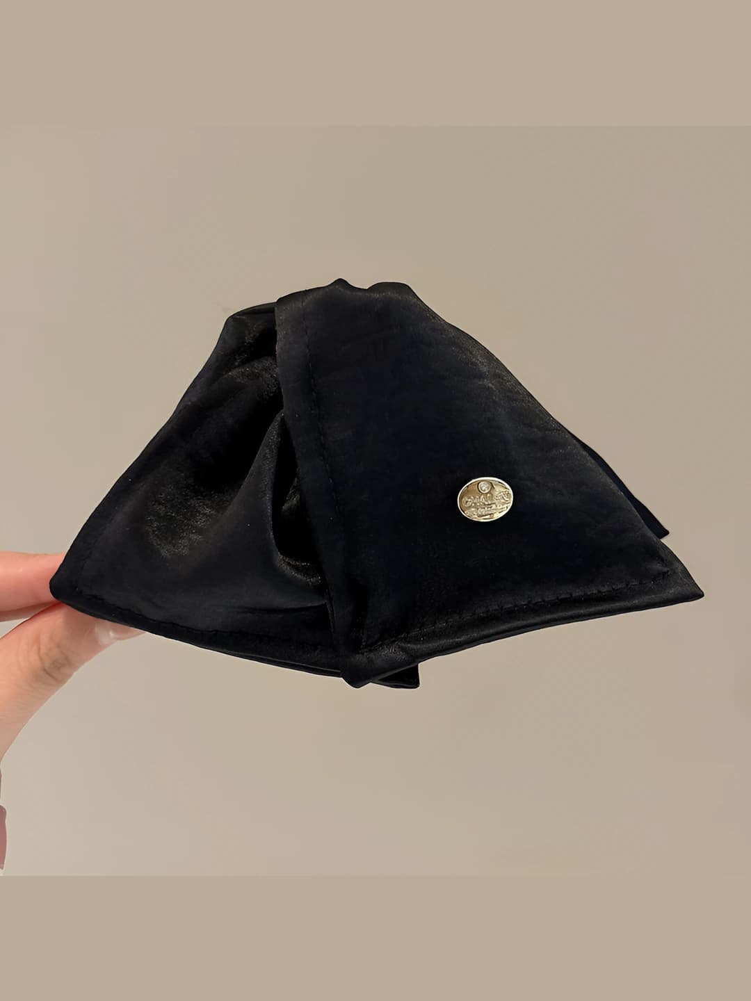 Black approx 13 cm