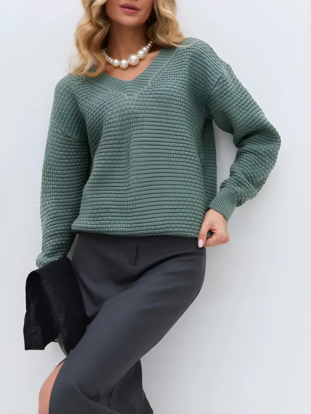 Women's V-neck long sleeve knit top, autumn-winter, solid colour, slim fit, 50-65 cm length
