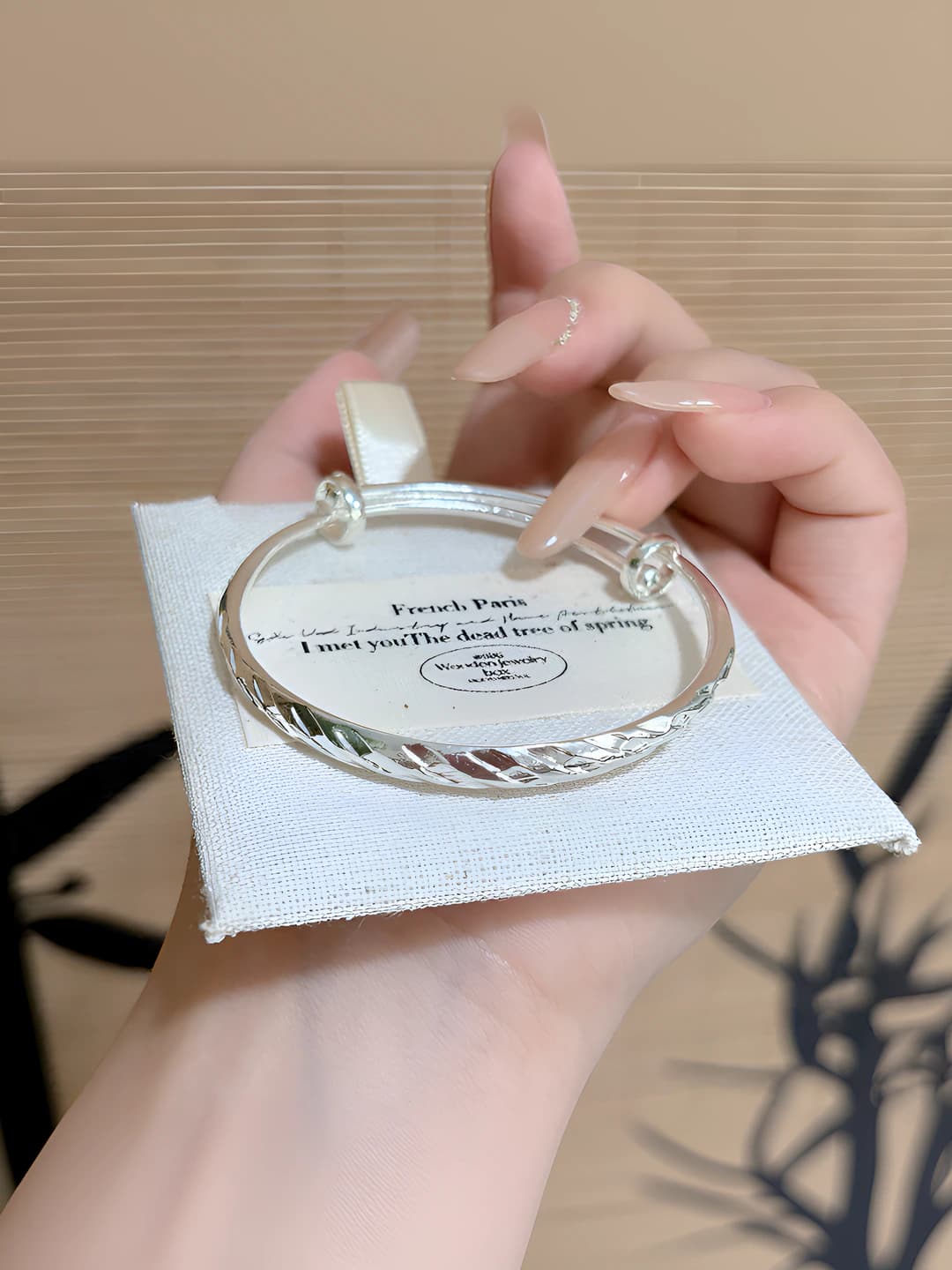 Women's simple round tube bracelet, zinc alloy with silver plating, youthful look