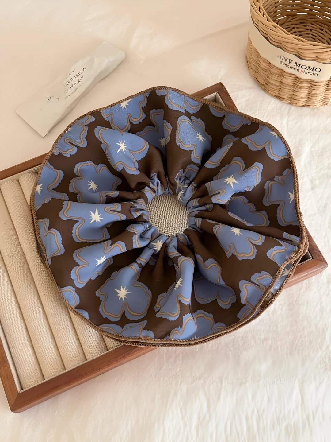 Blue-coffee contrast, 2 layers, 20 cm