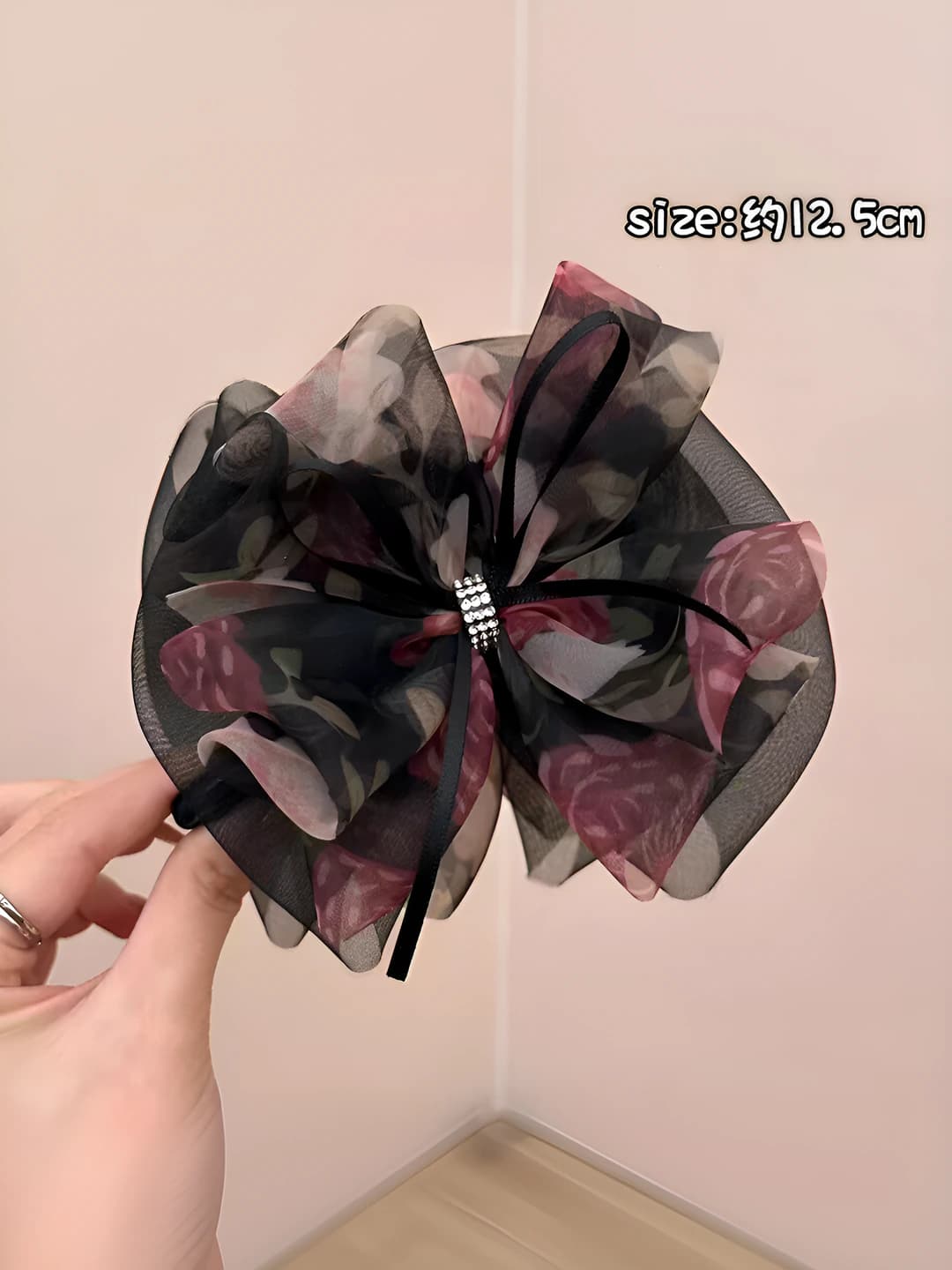 2# Black-red fabric bow, acrylic claw clip, 12.5 cm