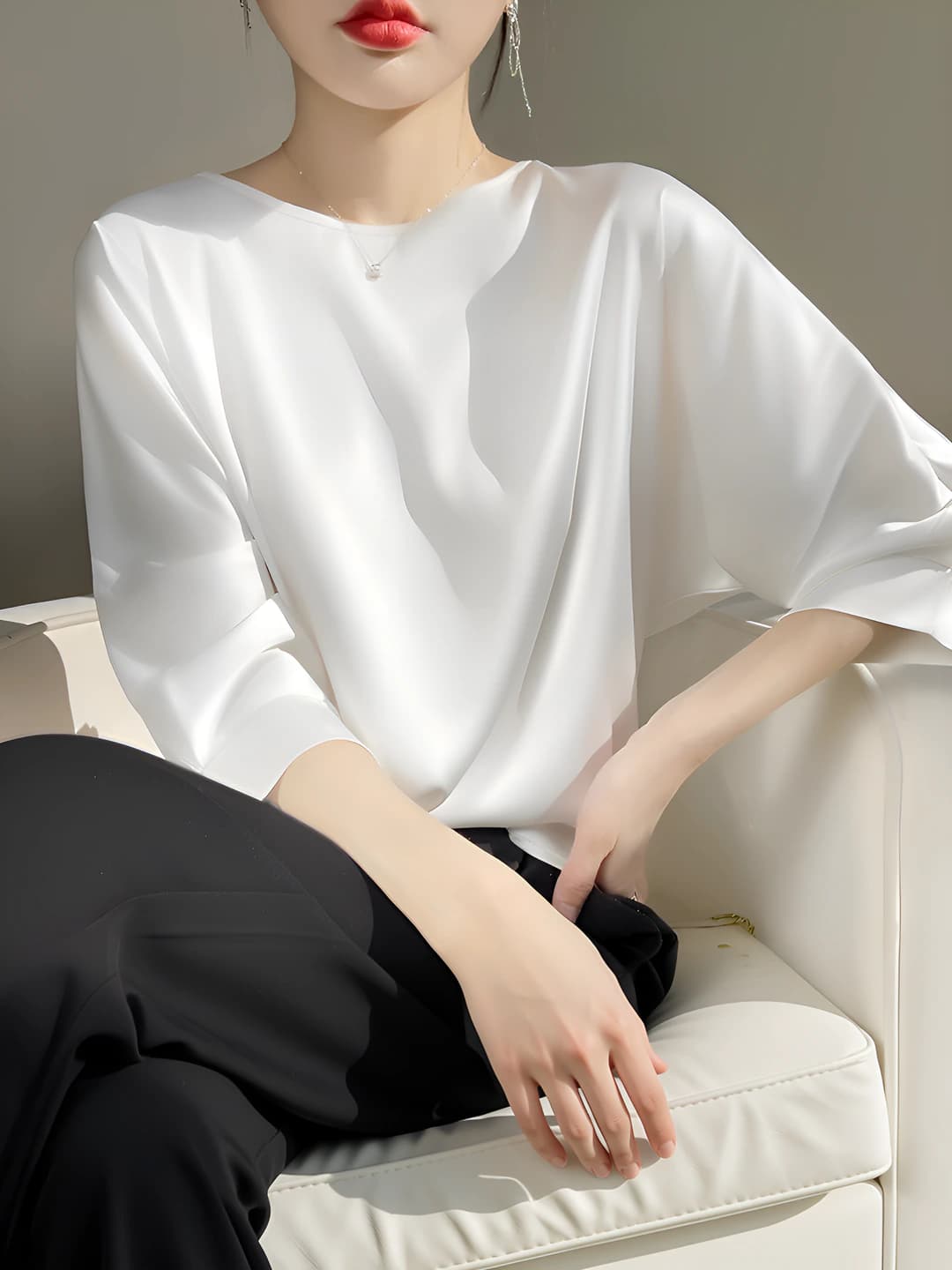 Women's loose fit top for spring-summer: crew neck, elbow-length sleeve, short sleeve, loose fit, thin, solid colour, satin