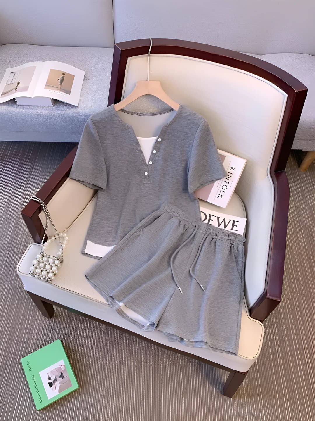 Ayollar uchun past bo'ylilar uchun yengsiz kalta yengli sport shorts to'plami