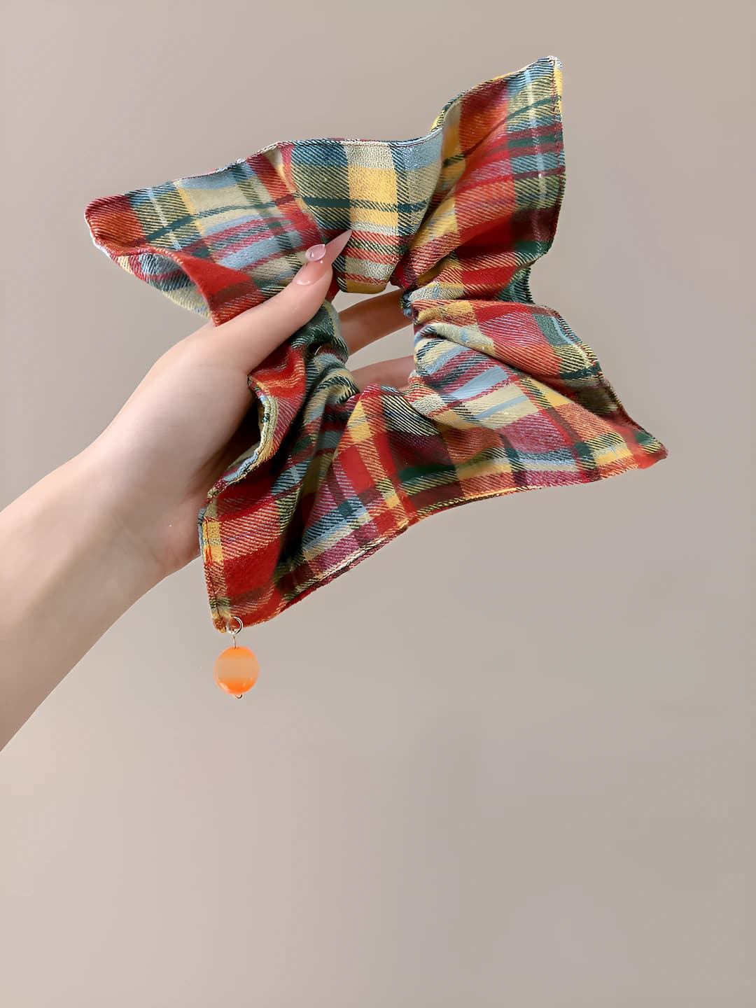 2# Striped square, yellow pearl, ~20 cm