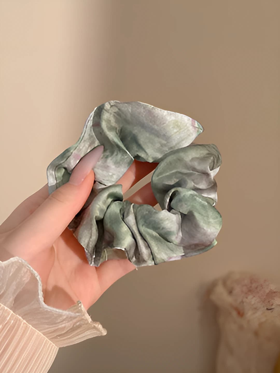 Тибийат, атлас, зелёный, 12 см