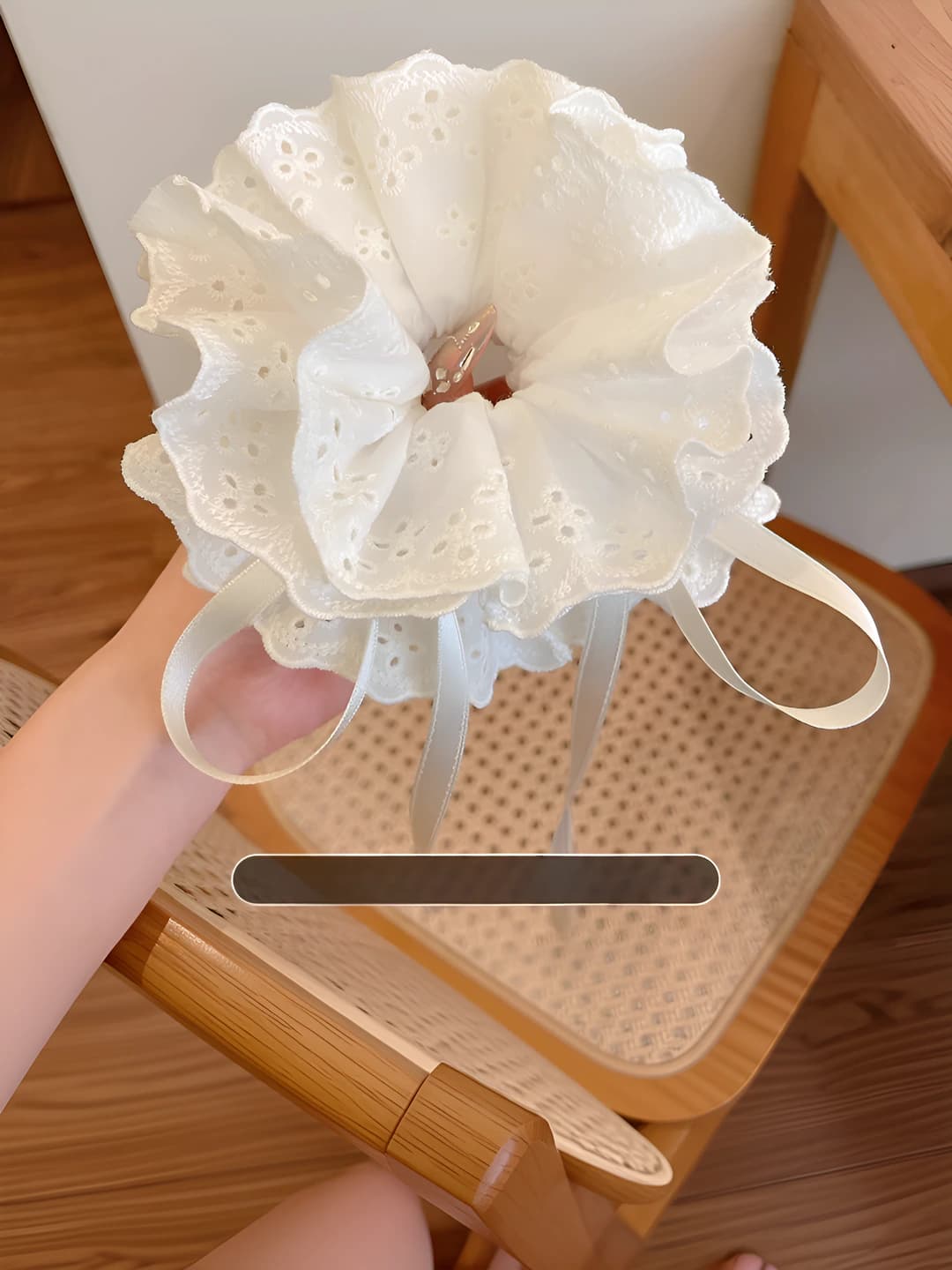 White drawstring, large - 33*15 cm