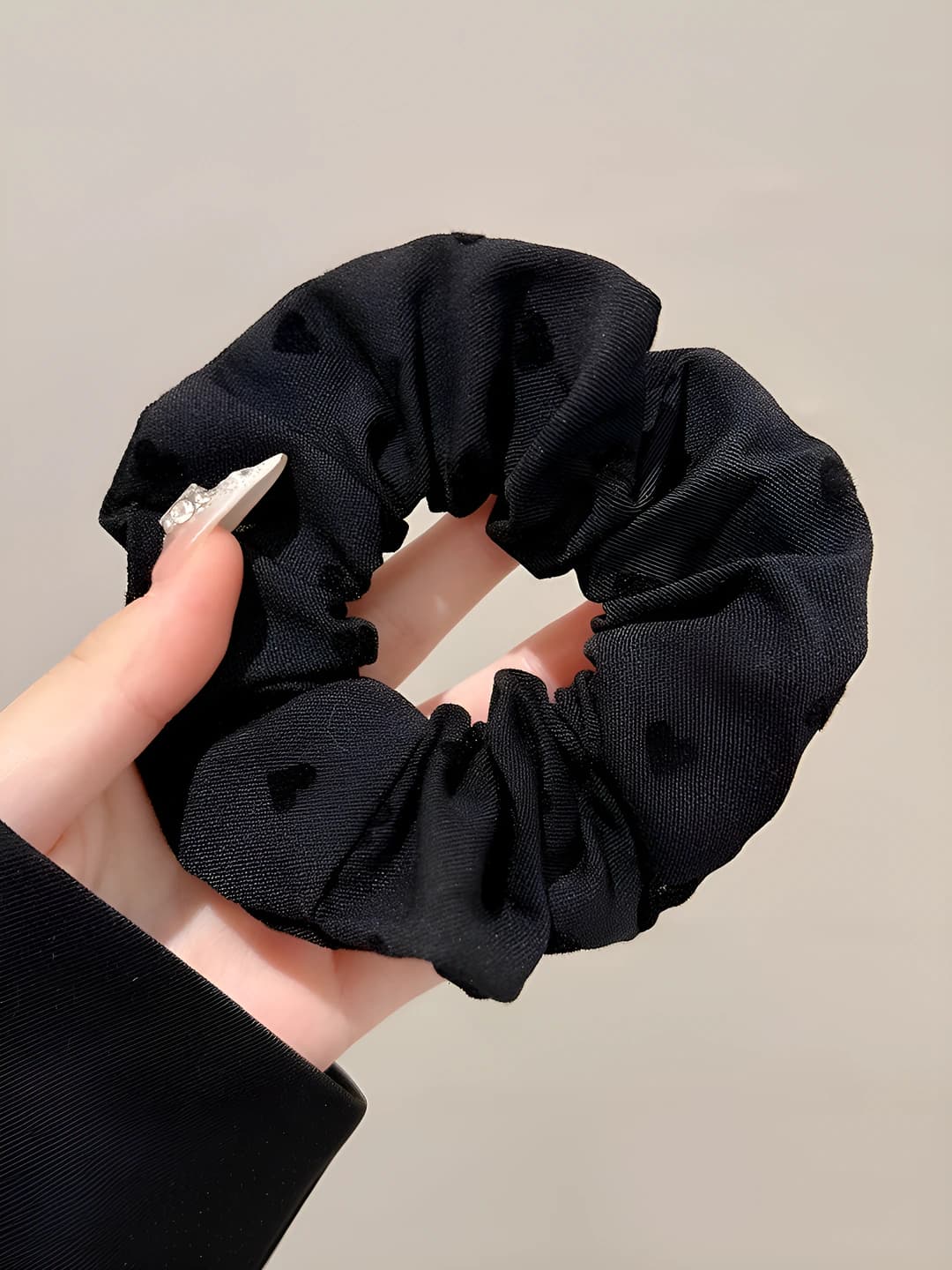 Heart, black