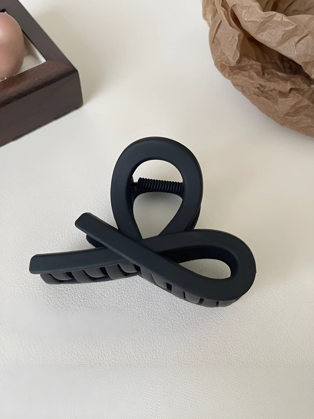 Black 8 cm
