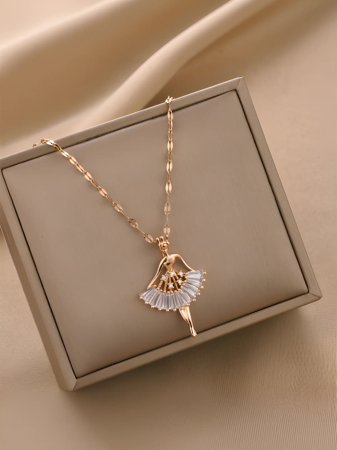 8986-Rose gold white
