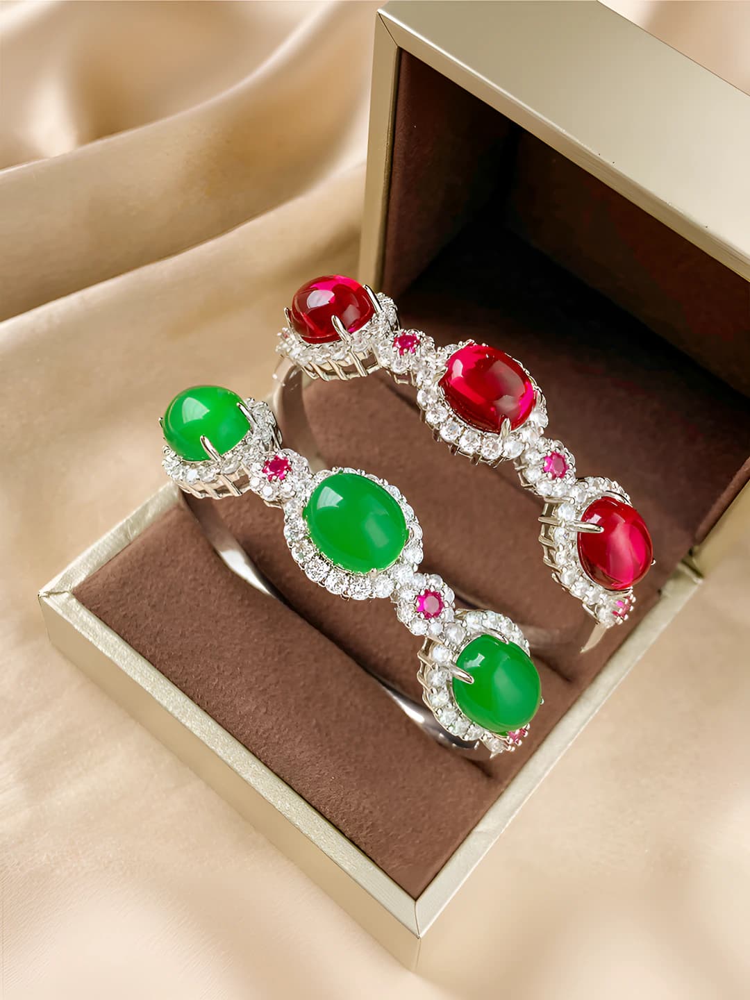 Women's copper base gold-plated bracelet with artificial red ruby and green chrysoprase, fully set with diamonds