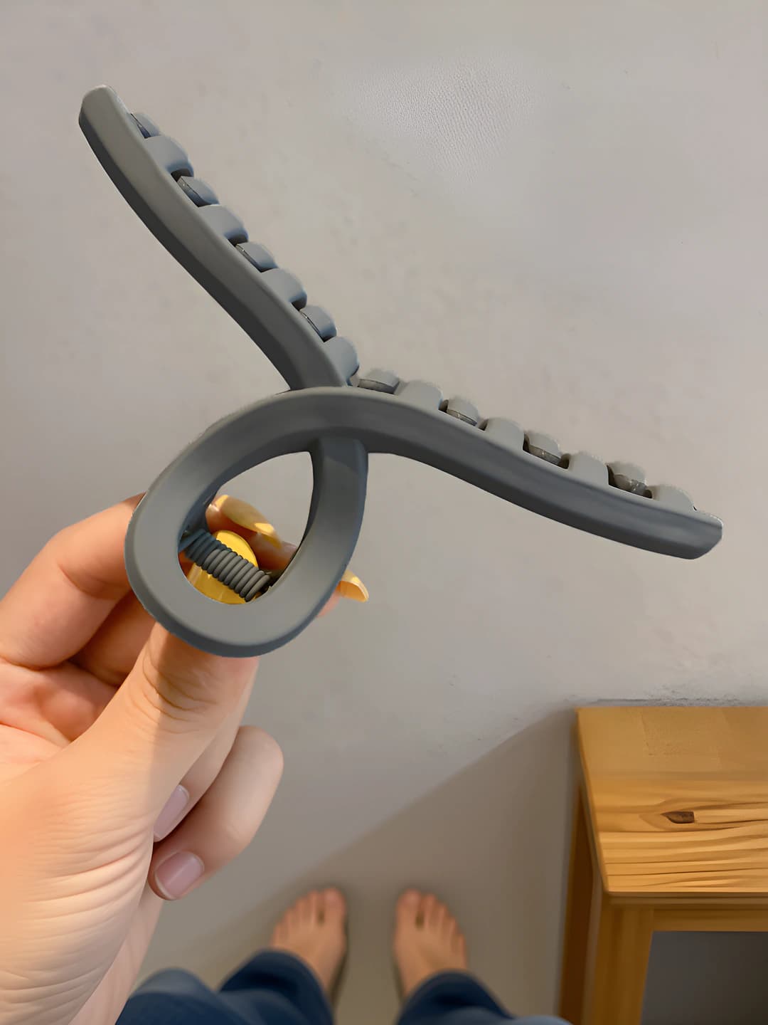 22# Grey-blue Y-shape clip