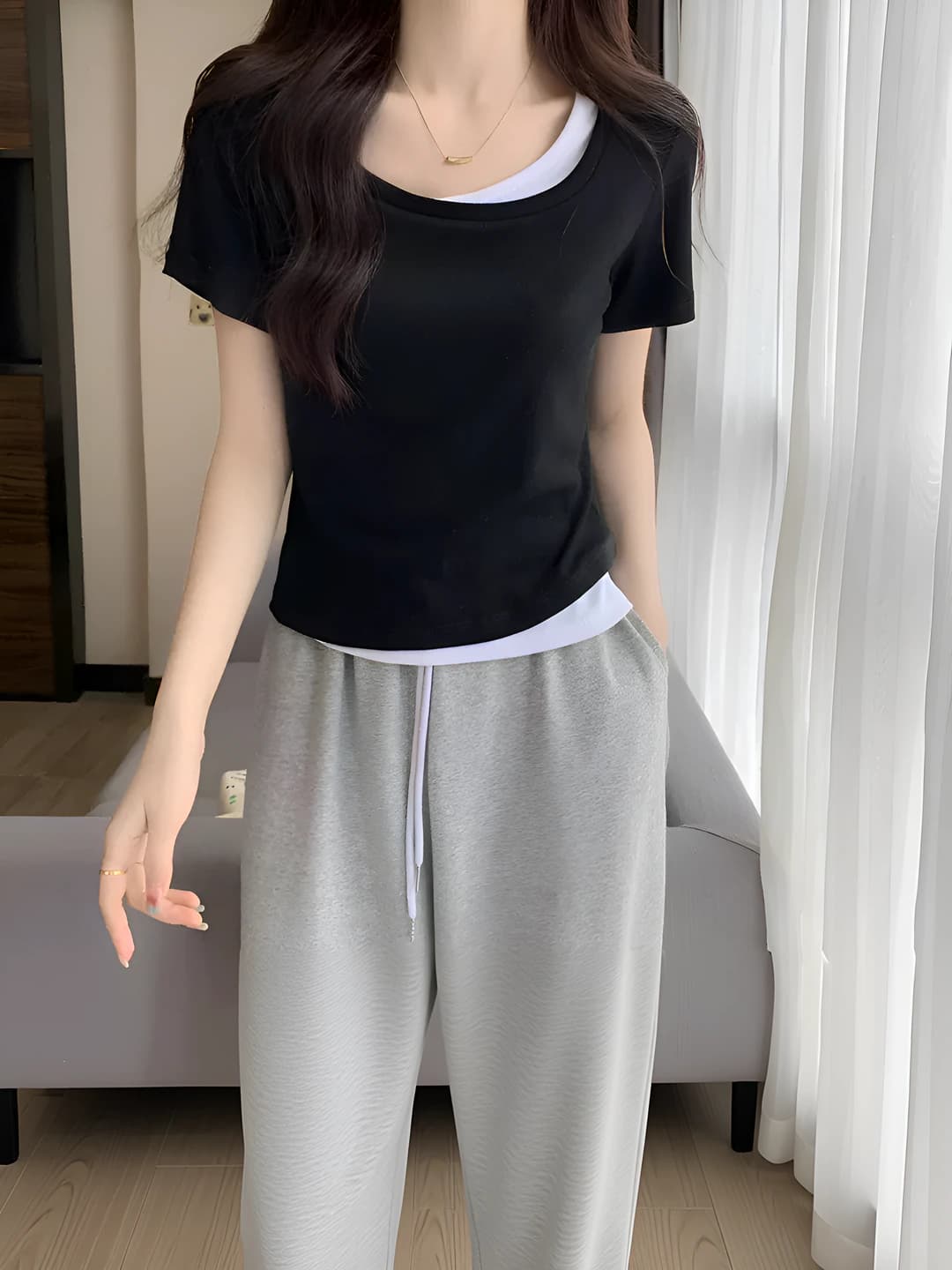 Women's summer short sleeve t-shirt, slim fit, solid colour, square collar, cropped