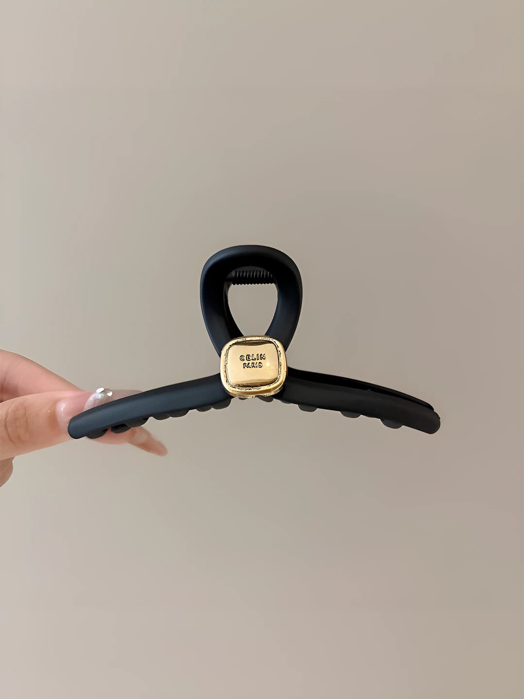 1# Square logo clip 11cm