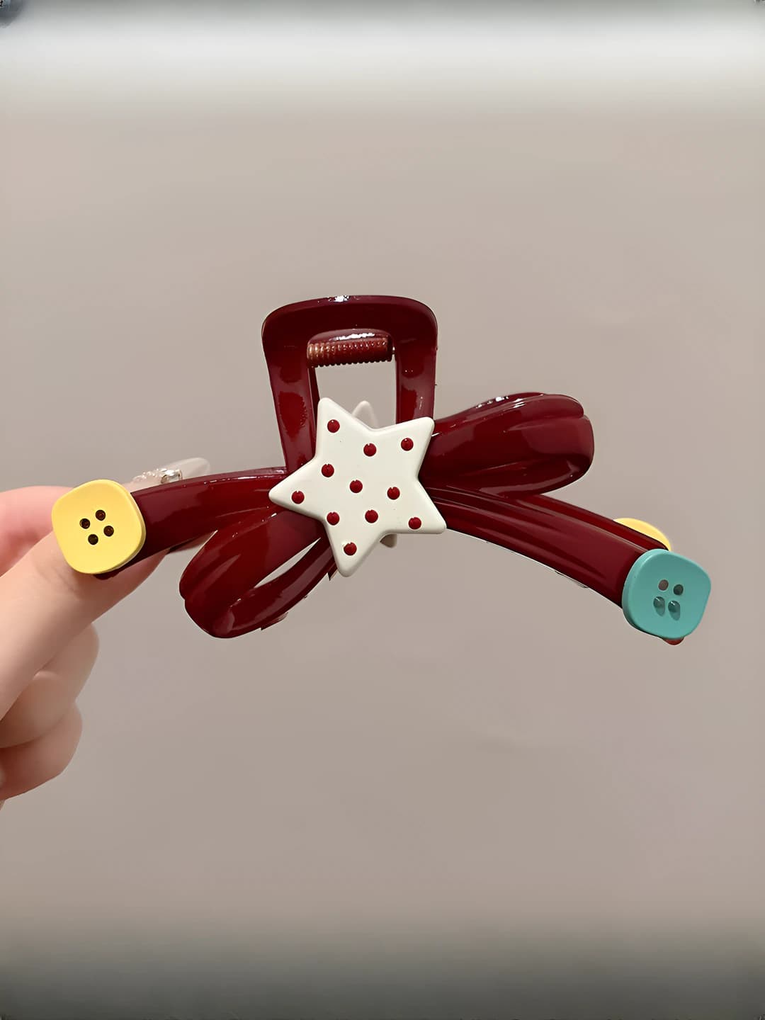 Wine red (approx 11 cm)