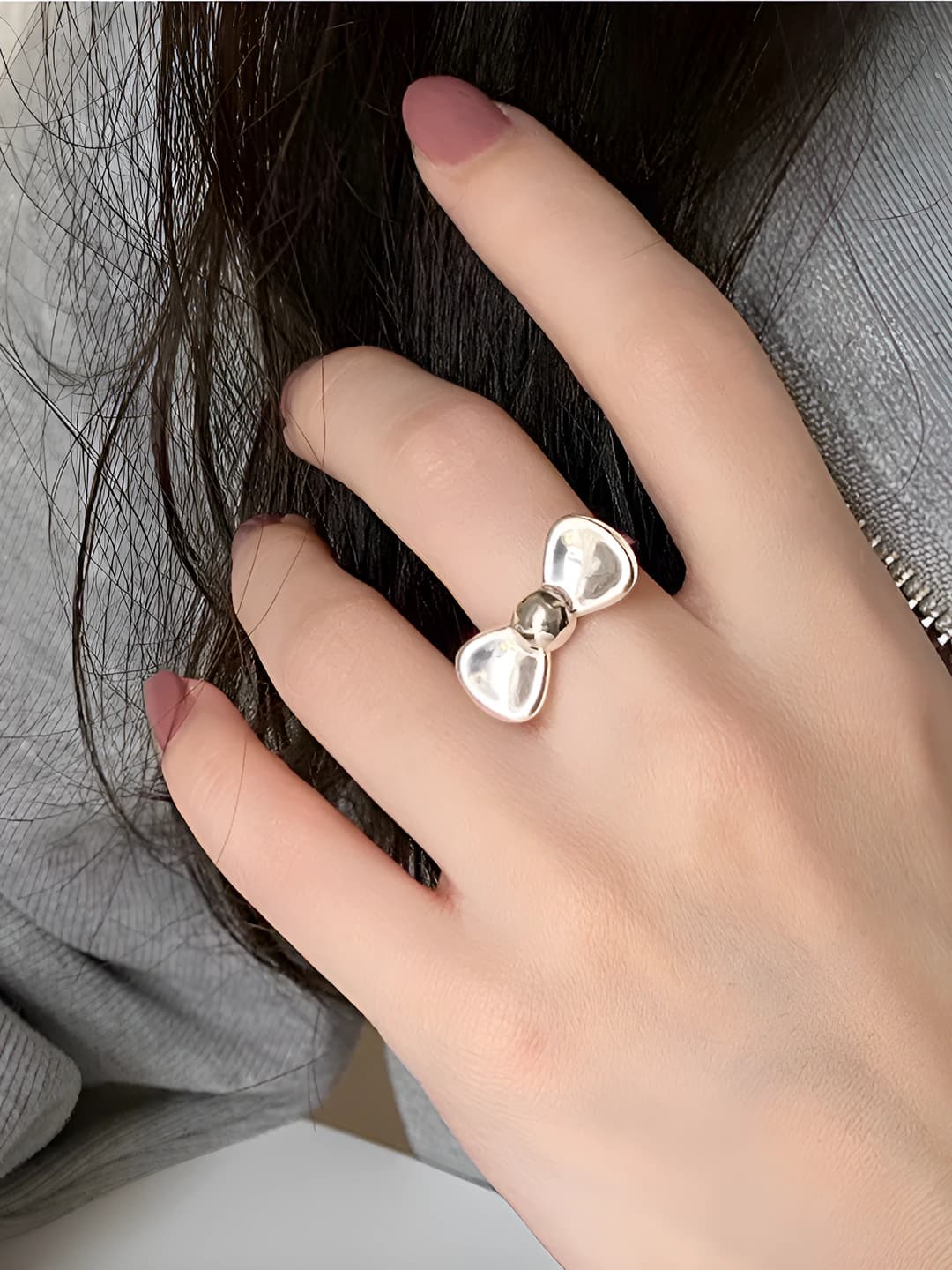 Women's sweet and delicate bow ring, silver plated, open design