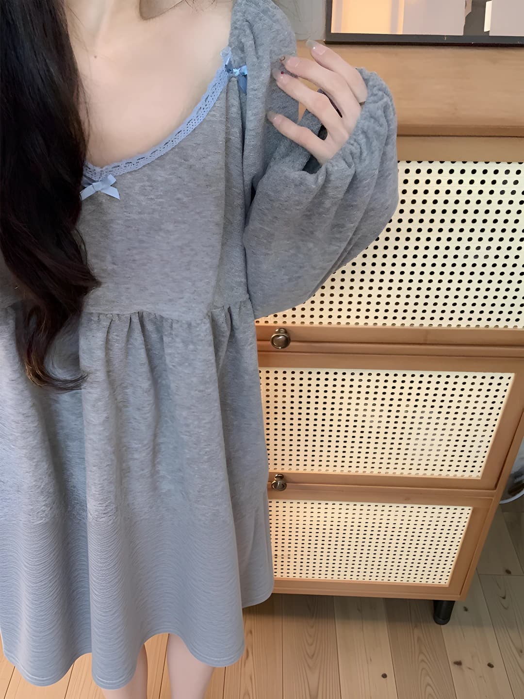 Women's long sleeve pajama set for autumn-winter 2026, Korean style, simple V-neck, lace edge, thickened loungewear