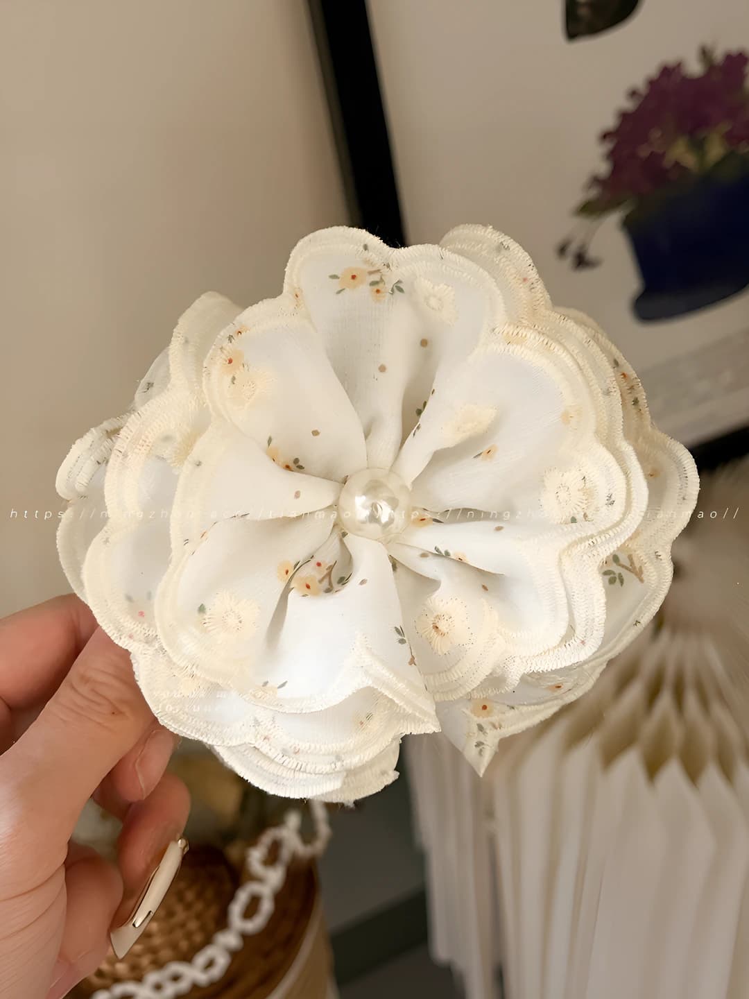 1# Pearl lace floral banana clip base ~10cm