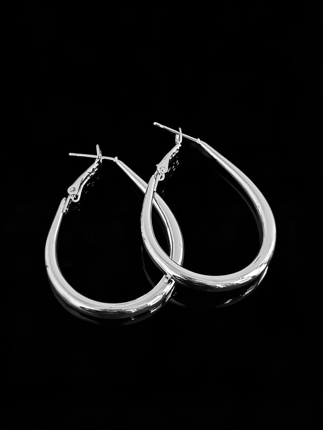 Drop silver hoop