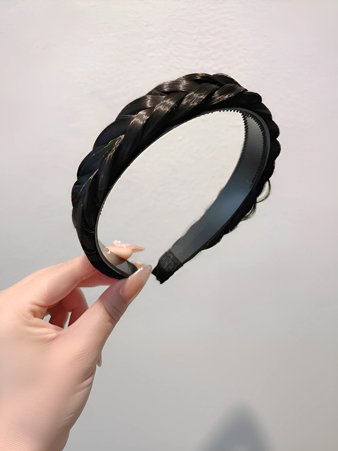1# twist style, black