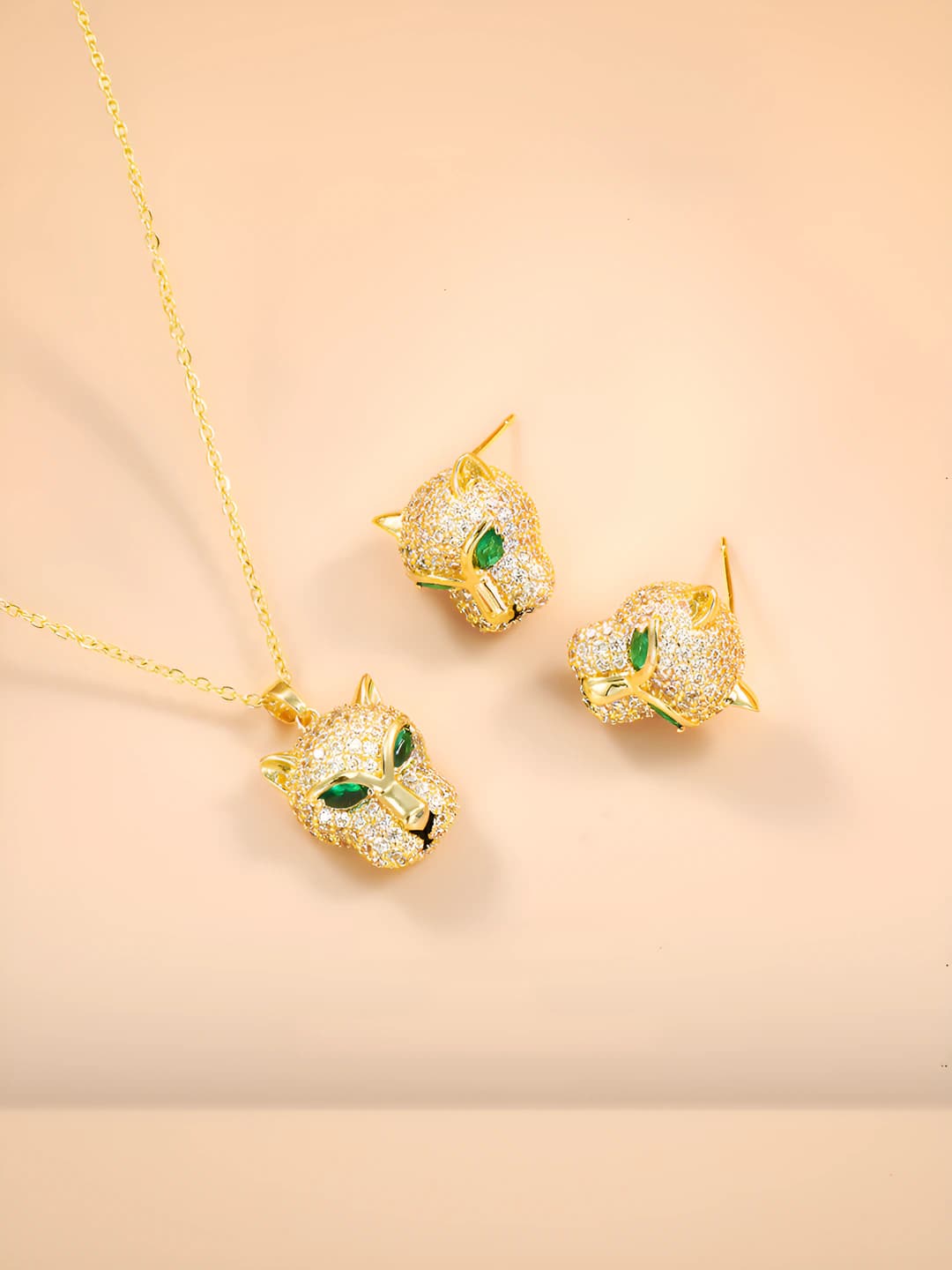Women's earring and necklace set with zircon, copper alloy, O-chain, bear pattern, non-fading