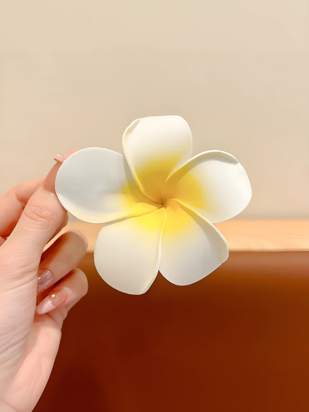 3# Plumeria qisqichi - katta 9 sm