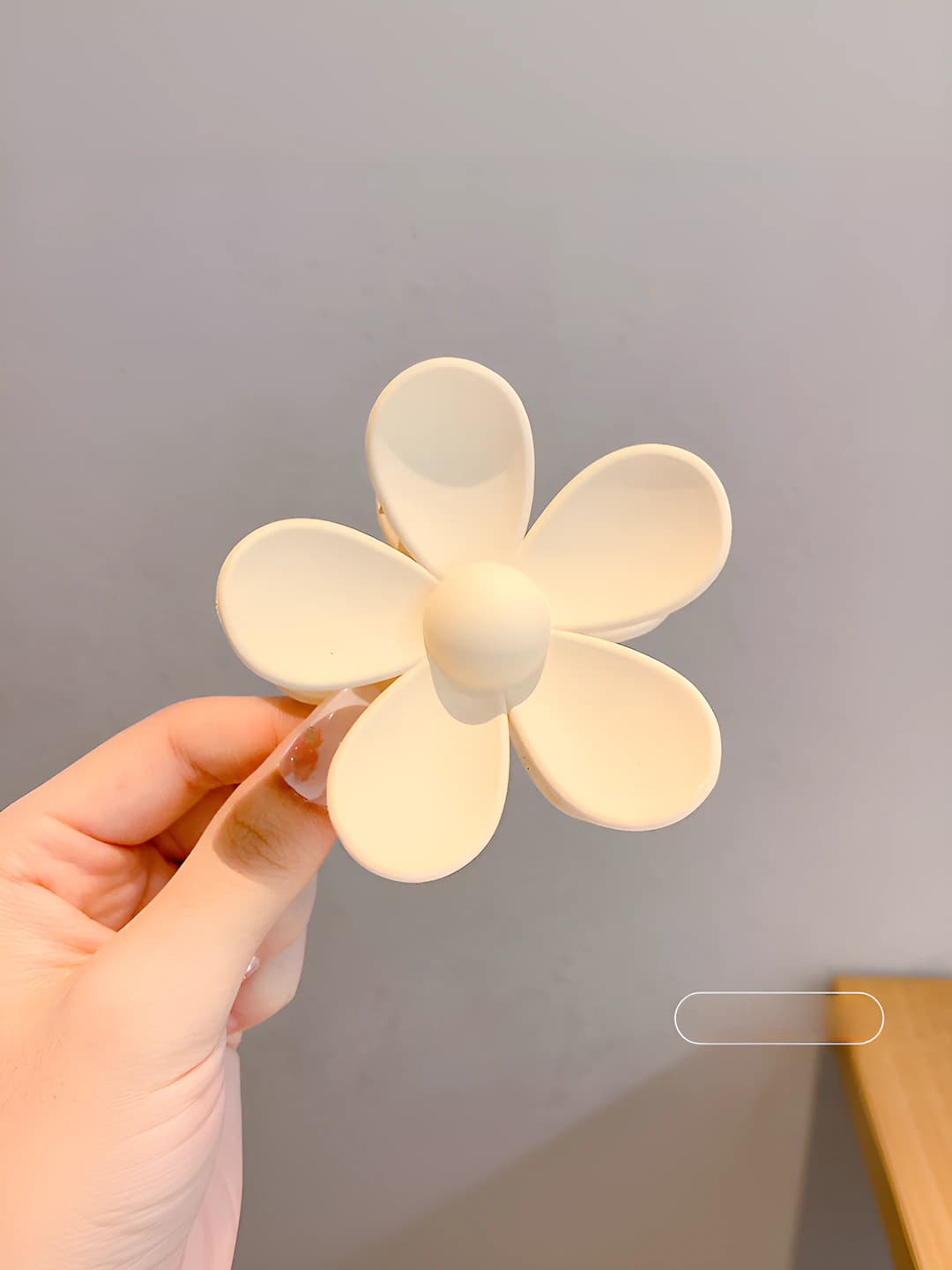 Beige - floral 8 cm
