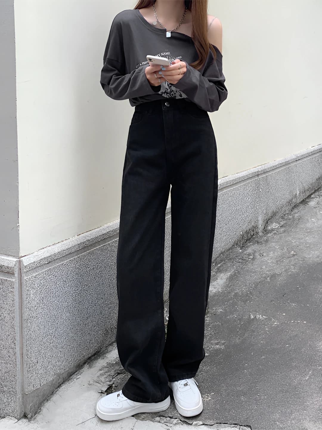 8005 Black
