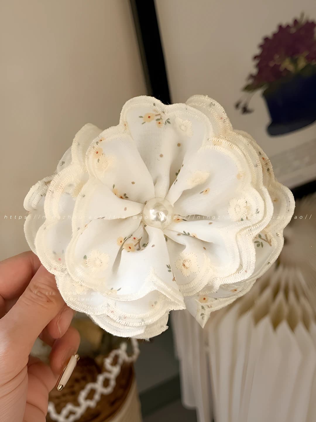 1# Pearl lace floral banana clip base ~10cm