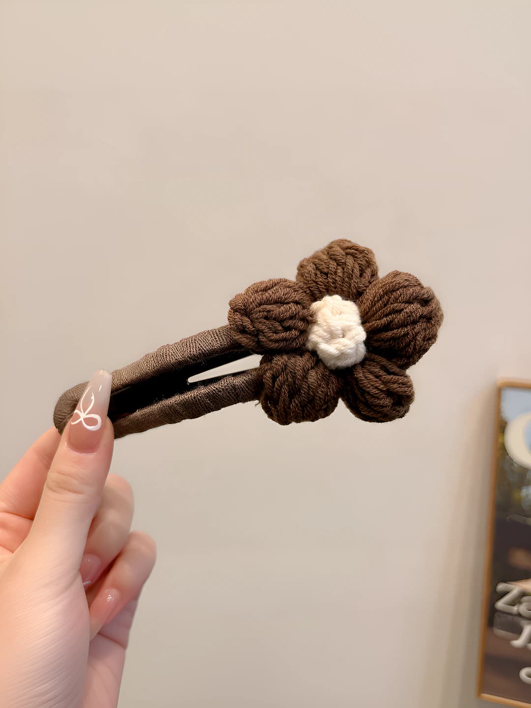 1# Dark coffee large flower clip one