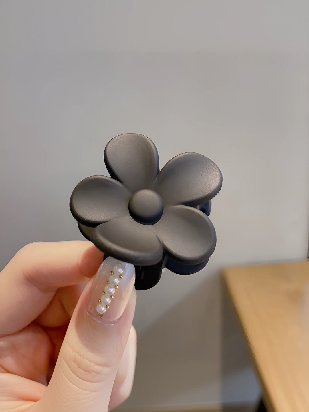 Black 4.5 cm