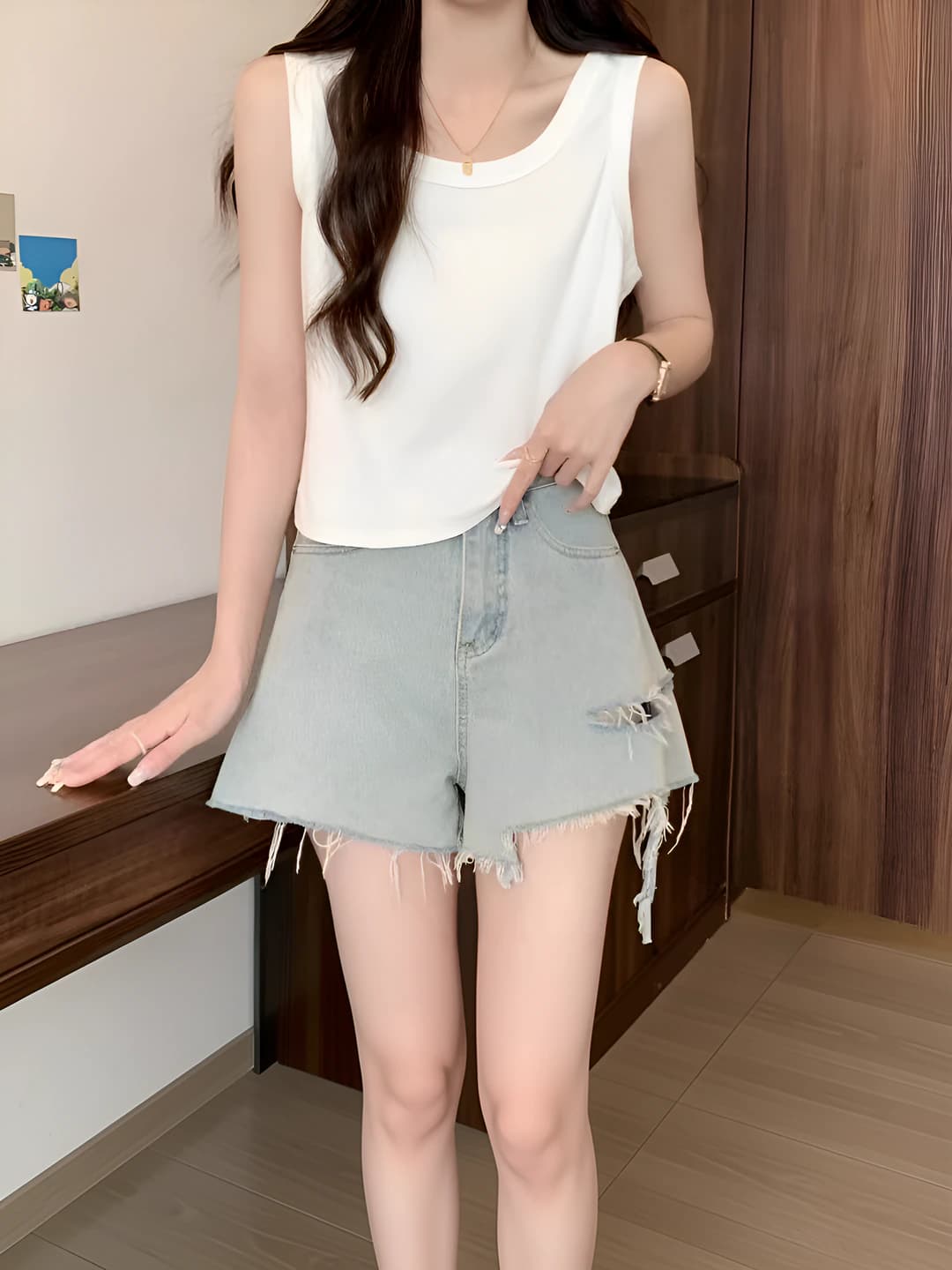White (with lining)