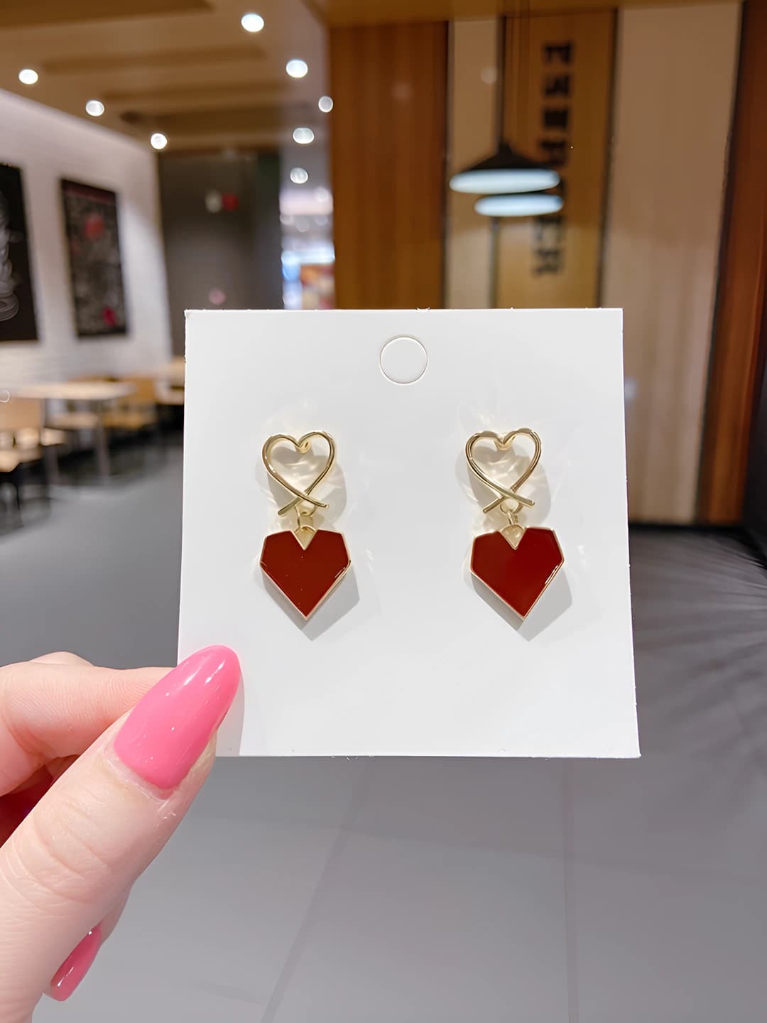 Wine red heart