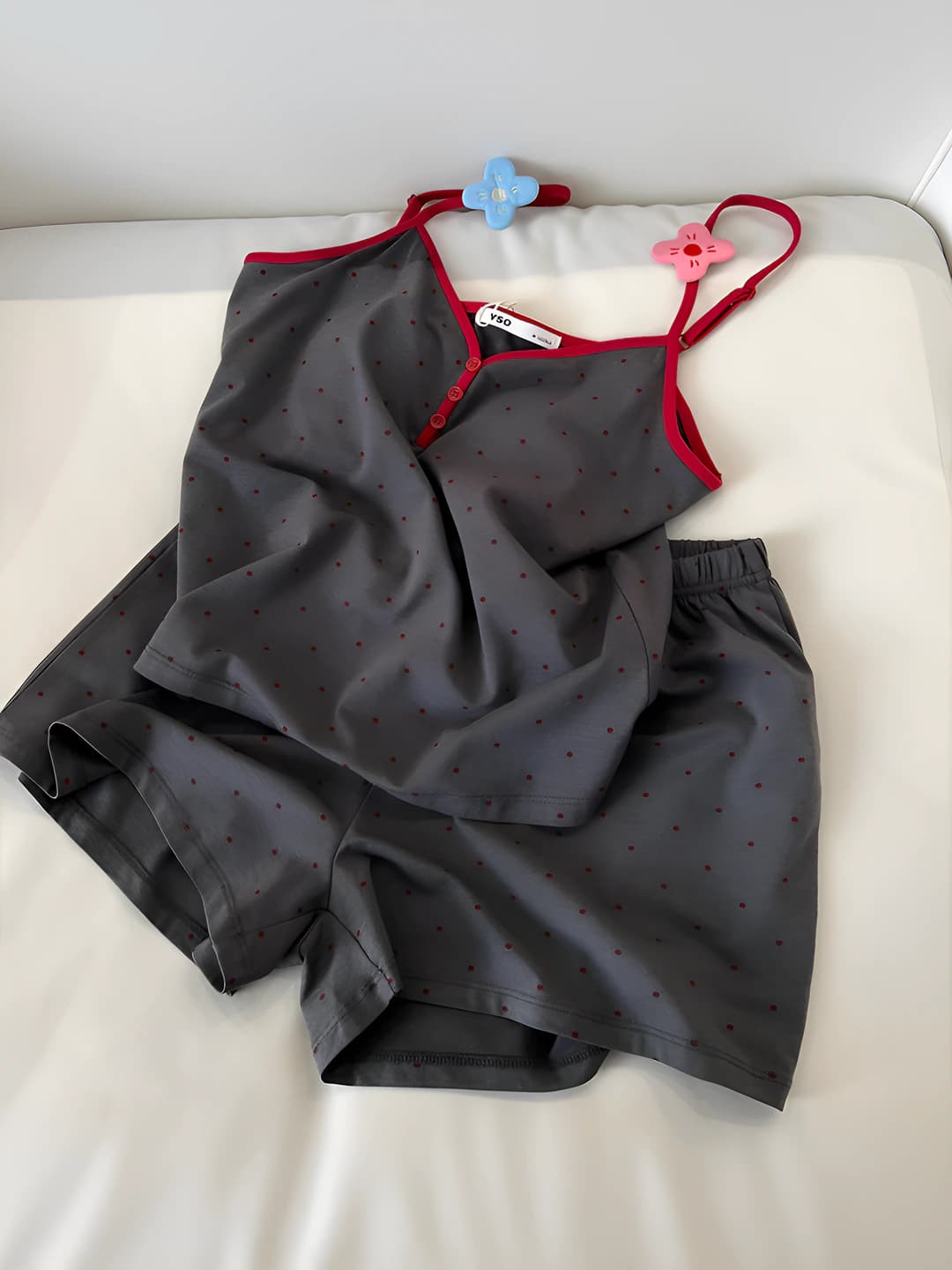 Women's 2026 summer thin polka dot pajama set (camisole top + shorts) with chest pads, V-neck, sleeveless, casual loungewear