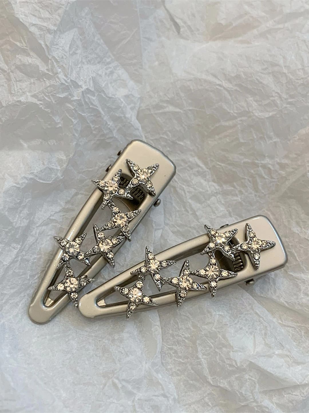 Women's silver metallic star hair clip with crystals, Korean-Japanese style